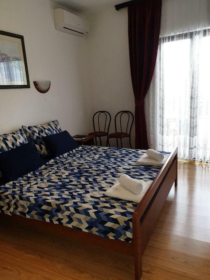 Pansion Ribica Hotel Crikvenica Luaran gambar