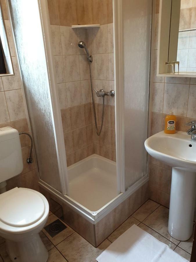 Pansion Ribica Hotel Crikvenica Luaran gambar